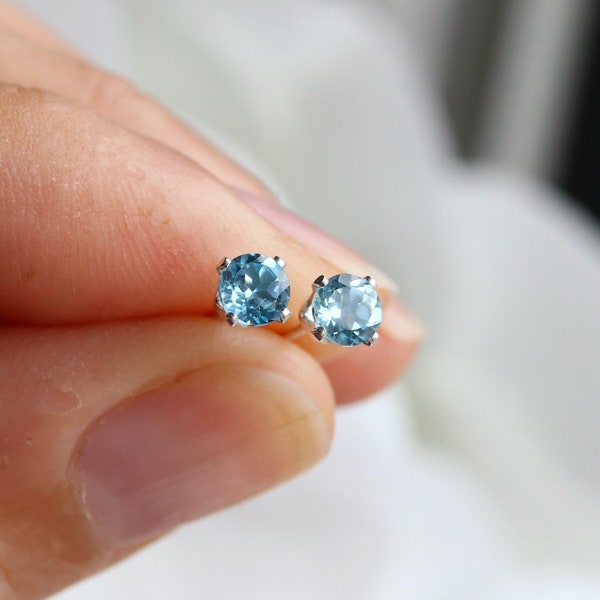 Natural Faceted Swiss Blue Topaz Sterling Silver 3 or 4 mm Round Stud Earrings Gift Boxed
