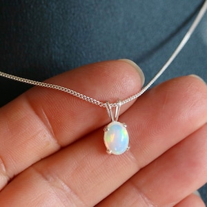 Dainty Ethiopian Welo Opal 8x6mm Oval 925 Sterling Silver Pendant Necklace Layering Jewellery Gift Natural Opal Necklace