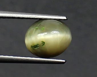 Natural Green Color Cat's Eye Cabs, Oval Shape, Quartz Gemstone, 1.90 Cts, Cat's Eye Loose Cabochon, 8x7x5 MM, Wholesale Cat's Eye Gemstone