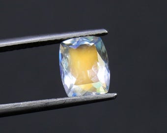 Piedra lunar arcoíris de Madagascar, talla cojín de fuego dorado, 1,60 cts