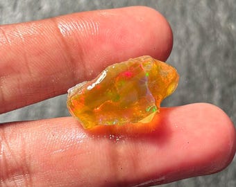Natural Ethiopian Fire Opal Rough, 20 Cts Raw Opal Gemstone, 26x18x12.4 mm Multi Fire Welo Opal Rough for Jewelry Making, Crystal Healing