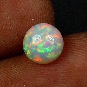 AAA Quality Ethiopian Opal Gemstone Natural White Opal Cabochon Fire Play Welo Opal Loose Round Shape Cabs Jewelry Making Gemstone 7x7x4.5mm