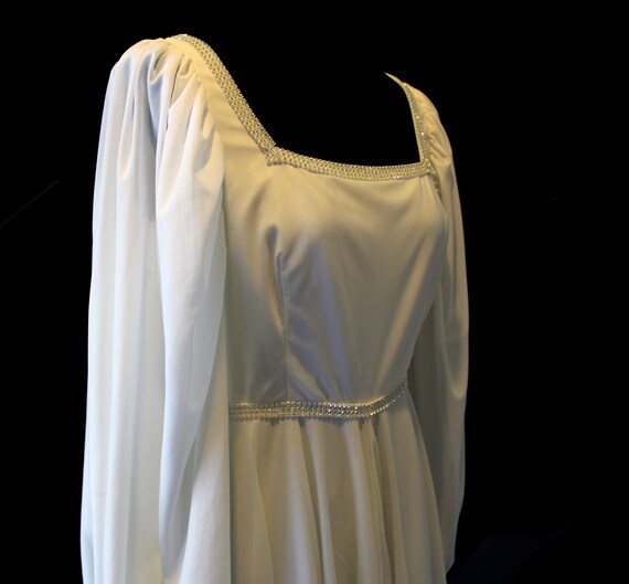 Vintage Wedding Dress | Vintage Susan Small Weddin