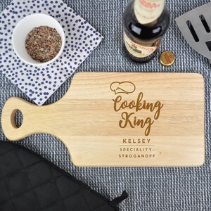 Cooking King Personalised Wooden Chopping Board, Cutting Serving Board, Father&#39;s Day Gifts, Family Birthday Gifts For Him, Dad, Grandad