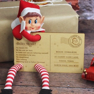 Cartão postal de elfo, cartão postal de chegada de elfo de madeira personalizado, selo de Papai Noel, elfo de boas-vindas, retorno de elfo de Natal, correio de elfo, elfo de menino menina