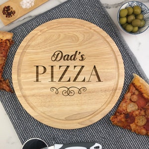 Dad's Personalised Pizza Board, Round 30cm Wooden Pizzeria Serving Platter, Gift For Father's Day, Birthday Present for Dad, message option