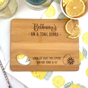 Personalised Gin and Tonic G & T Lemon / Lime Cutting Chopping Board.  Small Gin Serving Bar Board.  When life gives you lemons add G and T
