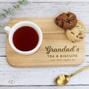 Grandad&#39;s Tea & Biscuit Board, Engraved Wood Treat Tray, Personalised Father&#39;s Day Gift for Dad, Grandad, Daddy Birthday Gifts for Him