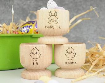 Coquetier personnalisé, coquetier en bois gravé, cadeau de Pâques pour les enfants, porte-oeuf Dippy, coquetier lapin, coquetier poussin