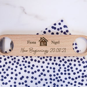 Personalisiertes Neues Haus Geschenk, Personalisiertes Einweihungsgeschenk neues Haus Flaschenöffner, Erstes Haus Geschenk für Paare, Home Sweet Home, Unser erstes Zuhause