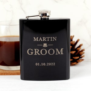 Frasco de cadera para novio, regalo personalizado del día de la boda para el padre de la novia, padre del novio, padrino, acomodador, padrinos de boda, 7 oz negro o azul