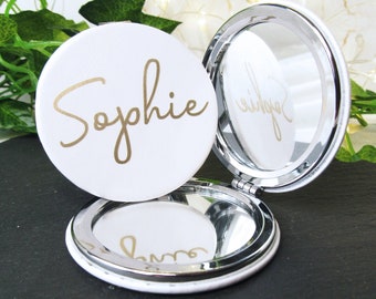Personalised Compact Mirror, Hen Party Favours, Round White Leather Pocket Mirror with Gold Vinyl, Bridesmaid, Bridal Shower, Wedding Gift
