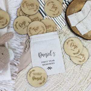 Discos de madera con hitos para bebés, juego floral de 12 meses, regalo para baby shower, disco de edad mensual personalizado para recién nacidos, foto plana para redes sociales