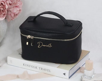Personalised Cosmetic Bag Custom Name, Makeup Bag, Vanity Case with Handle and Zip, PU Leather Toiletry Monogram Organiser Gift for Her