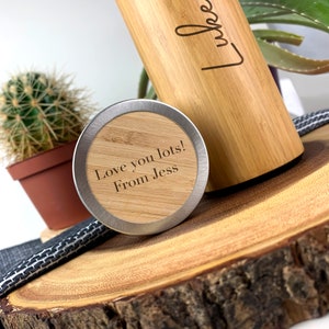 Gepersonaliseerde Eco Bamboo Travel Flask, 500ml geïsoleerde drinkfles, laser gegraveerde reisbeker, aangepaste naam, koffie, thee Yes please!