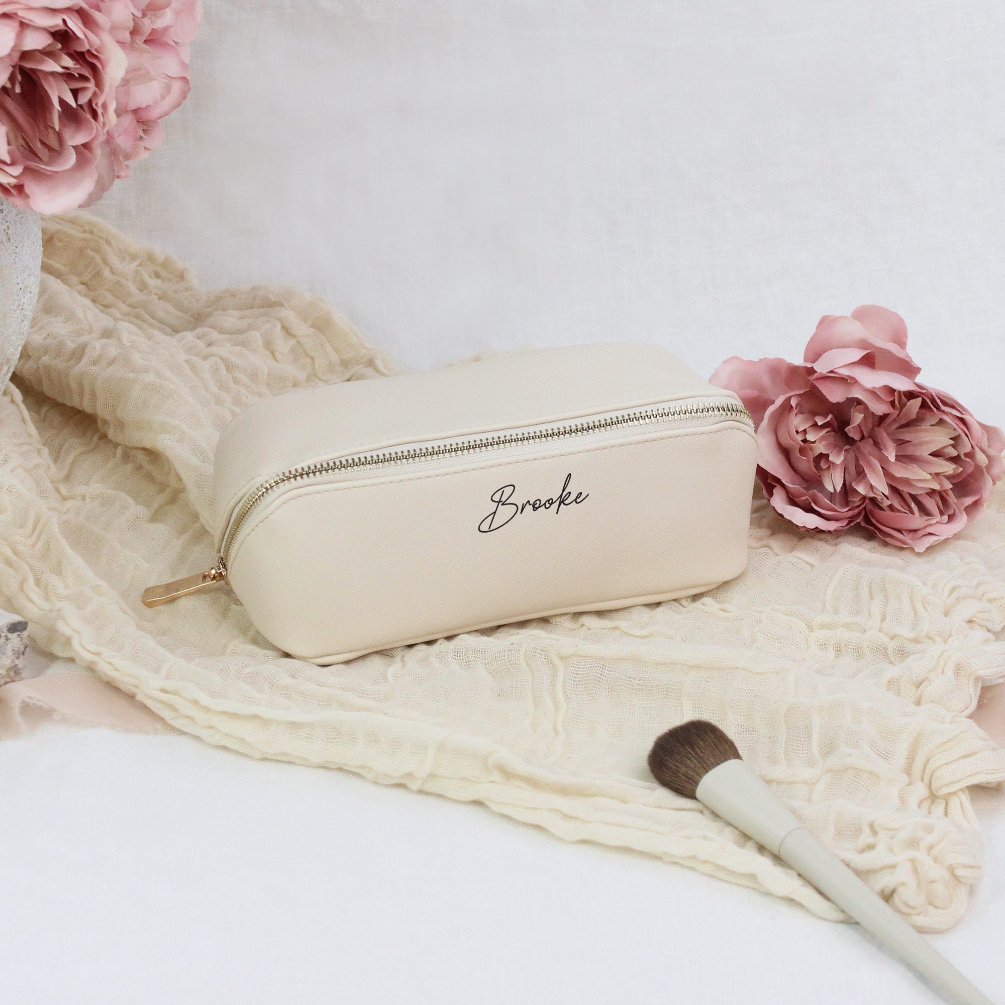 Bridesmaid Make Up Bag, Named Accessory Case, Personalised PU Leather Cosmetic Bag, Maid of Honour Gift, Travel Case, Valentines Day Gift