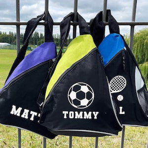 Personalisierte Kindersporttasche, benutzerdefinierter Mono-Riemenrucksack mit Fußball- oder Tennissymbol, Jungen-Crossbody-Rucksack, Unisex-PE-Kit-Tasche mit Namen