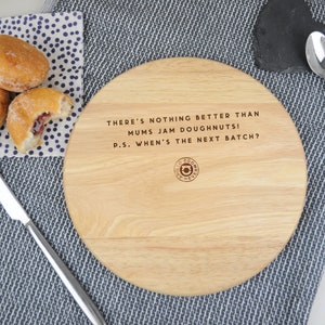 Personalised Wooden Chopping Board, 'Baking Queen' Cutting / Serving Board, Mother's Day Gift Cake Stand, Cooking Kitchen Gifts for Her Mum image 7