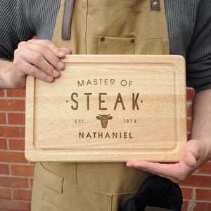 Personalised Steak Cutting Board, Master of Steak Wooden Chopping Board, BBQ Gift for Him, Custom Engraved Meat Board, Grill Master Gift