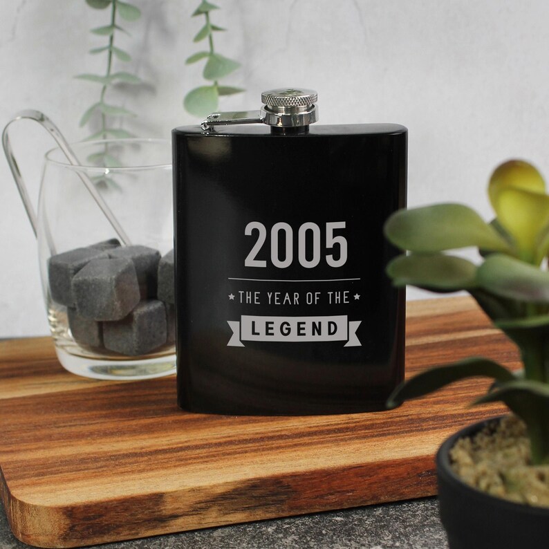 Silver 21st Birthday Mug, 2005 Year of The Legend, 21st Birthday Gifts for Him, 350ml, Thirtieth Gift for Boyfriend, Milestone Legend Gift