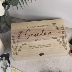 Memorial Keepsake Box, Bereavement Sympathy Gift, Loved One Memory Box, In Loving Memory, Personalised Remembrance Box for Grandma, 6 Sizes