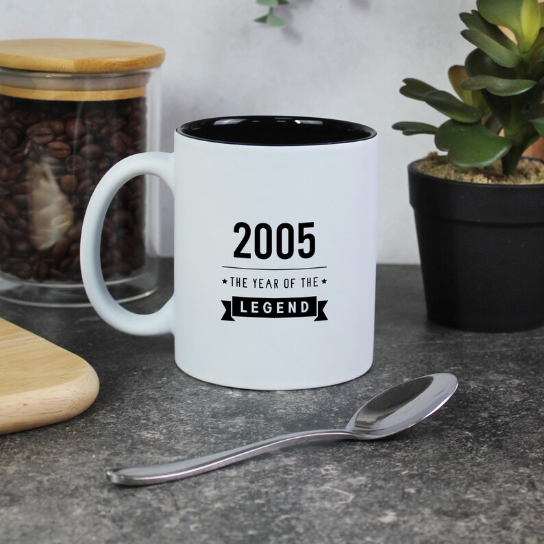 Silver 21st Birthday Mug, 2005 Year of The Legend, 21st Birthday Gifts for Him, 350ml, Thirtieth Gift for Boyfriend, Milestone Legend Gift