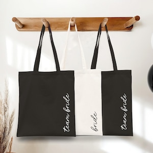 Sacs fourre-tout Team Bride, sacs cadeaux pour enterrement de vie de jeune fille noir et blanc, sac blanc mariée, sac cadeau Team Bride, cadeau pour demoiselles d'honneur, sac future mariée blanc