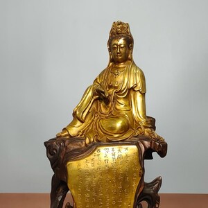 Chinese antique pure hand-made exquisite rare pure copper Guanyin Bodhisattva statue ornaments