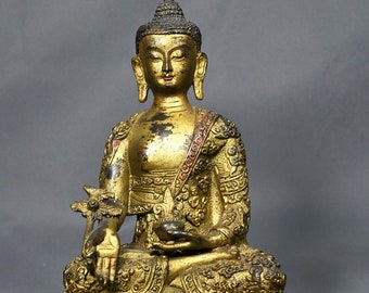 Chinese antique handmade exquisite and rare pure copper clay gilded Buddha statue of Shakyamuni Medicine Master Buddha.