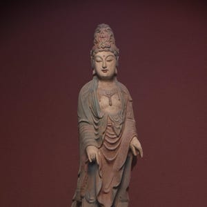 Chinese antique pure hand-carved large exquisite rare wood carving Guanyin Buddha statue ornaments