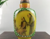 Glazed snuff bottle hand-painted figures exquisitely shaped