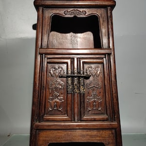 Chinese antique hand-carved large exquisite and rare rosewood full pattern blessing in front of your eyes cabinet ornaments