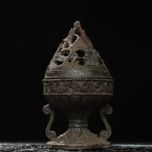 Chinese antique handmade exquisite rare pure copper Boshan incense burner ornaments