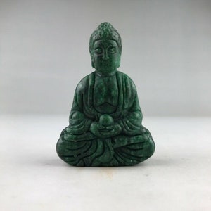 Handgesneden Boeddhabeeld van natuurlijke jade, klasse A