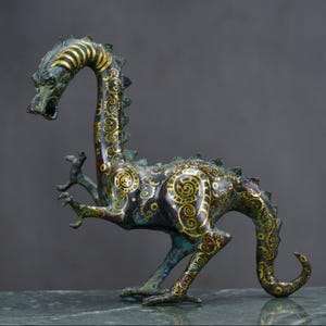 Chinese antique pure hand-made exquisite rare bronze dragon statue ornaments