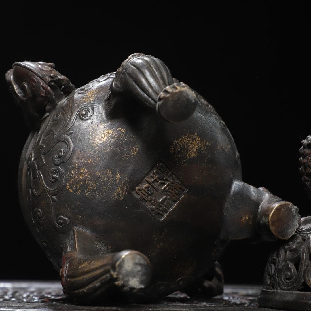 希少で精巧な手作りの中国アンティークブロンズライオン型香炉装飾品