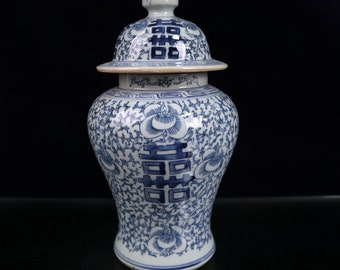 Chinese antique blue and white hand-painted double happiness pattern general jar