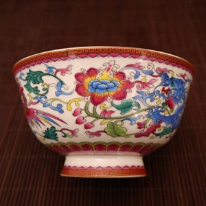 Chinese Antique Hand Painted Exquisite Rare Pastel Dragon and Phoenix Pattern Bowl Ornament