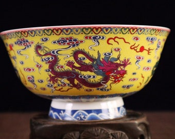 Chinese Antique Hand Painted Exquisite Rare Pastel Color Five Dragon Pattern Bowl Ornament