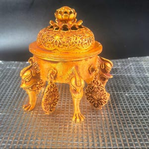 Chinese antique pure handcrafted exquisite rare pure copper emperor furnace lotus cover animal foot incense burner ornaments