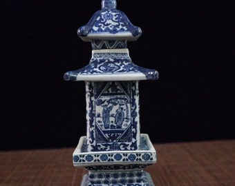 China Jingdezhen blue and white porcelain, hand-painted figures, tower-shaped lid jar