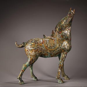 Antique Chinese handcrafted exquisite rare bronze inlaid gemstone ma statue ornaments