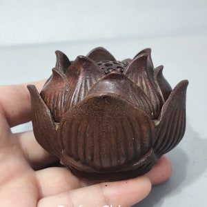 Exquisite and rare copper lotus incense burner ornaments made by hand from Chinese antiques