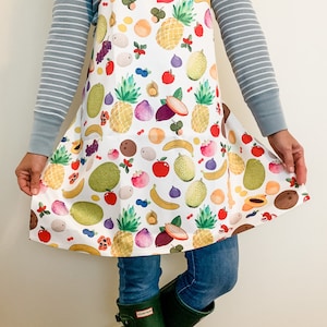 Fruit Apron, Farmers Market Garden Apron, Full Apron, Gifts For Vegans, Vegetarians, Farmers, Housewarming Gift, Bridal Shower Gift, Wedding