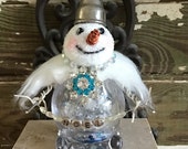 Vintage Shaker Snowman,Upcycled Salt Shaker,Hostess Gift,Noel Snowman,Unique Christmas Decor,Christmas Kitchen
