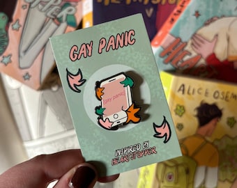 gay panic] Heartstopper inspired pin