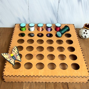 Organizador de carretes de hilo de madera para costura, soporte para bobinas de bordado, organizador para manualidades, regalo para costureras, regalo de costura