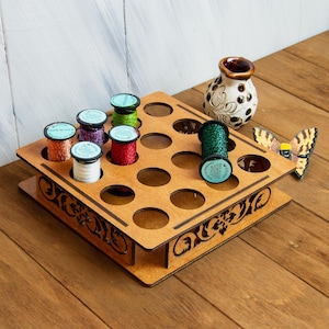 Wooden Thread Holder for Embroidery Floss, Custom Spool Organizer, Sewing Craft Storage, Gift for Crafters, Sewing Box, Spool Box Display