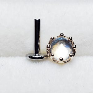 14k Solid Gold Threadless Moonstone Natural Titanium Post Medusa Philtrum Lips Helix Tragus piercing Conch Cartilage Vertical Piercing Lobe