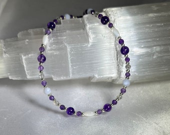 Amethyst, Labradorite, Mother of Pearl and Blue Lace Agate Bracelet - Calming